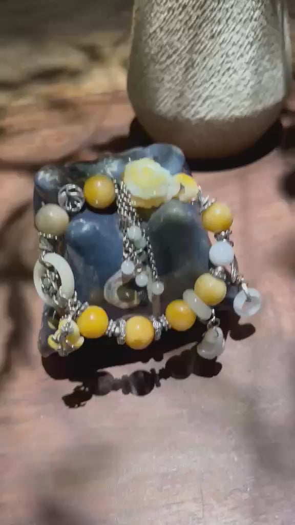 “Hoàng Phỉ Liên Hoa” – Designer's Jade Bracelet in Golden Amber